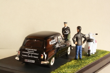 Simca Aronde Messagre Figurines