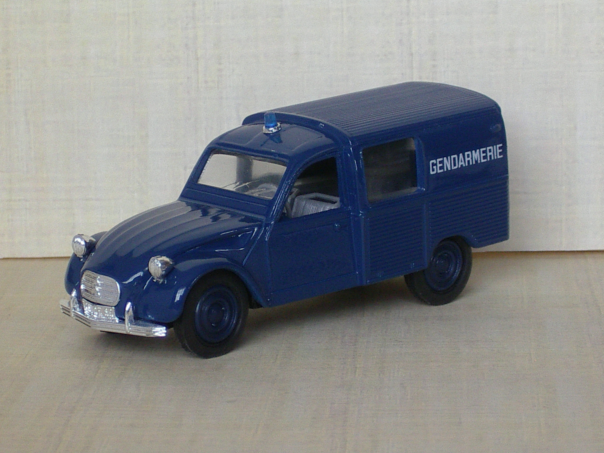 Citroen 2CV6