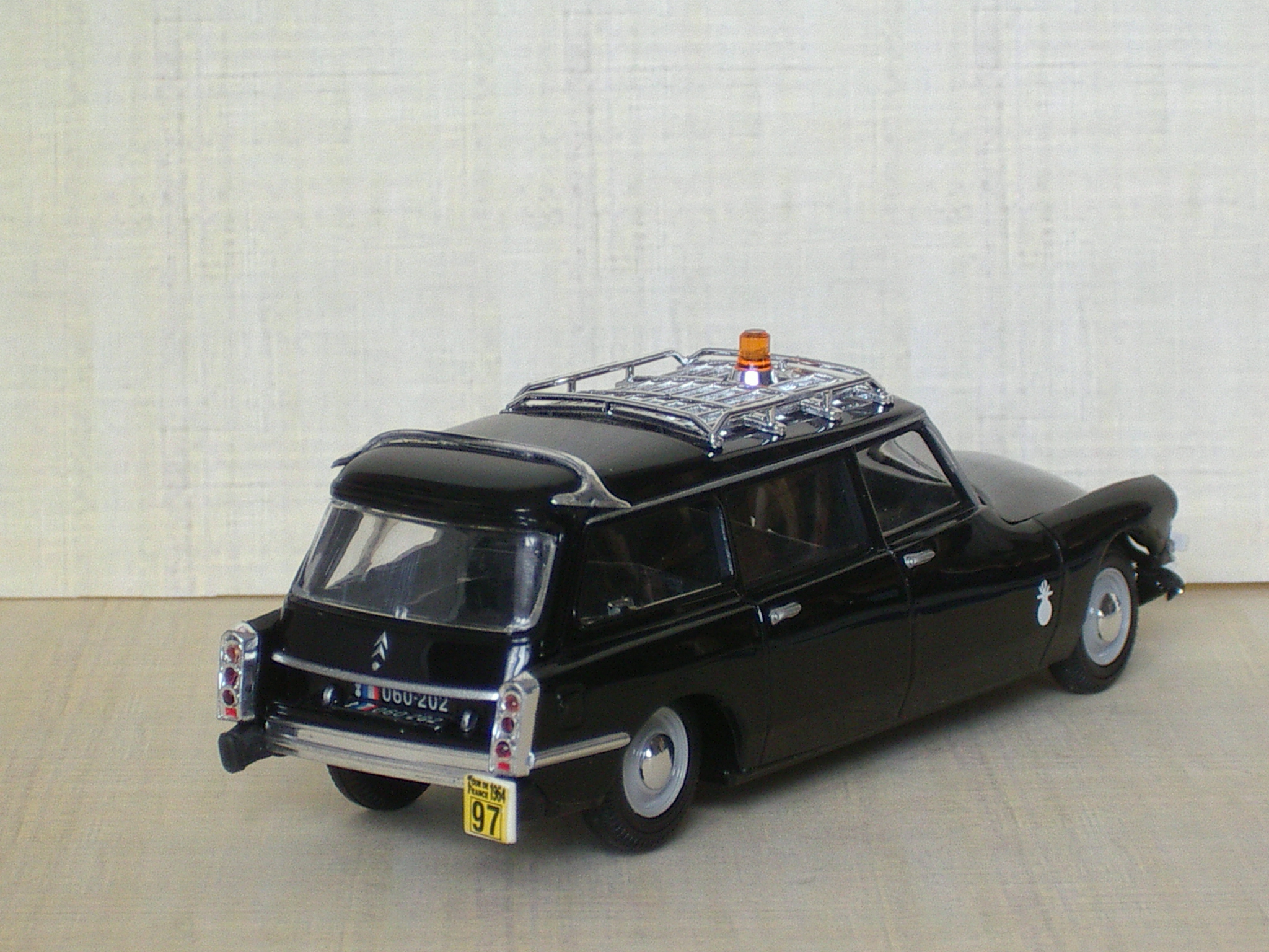 citroen break ID19 course cylciste