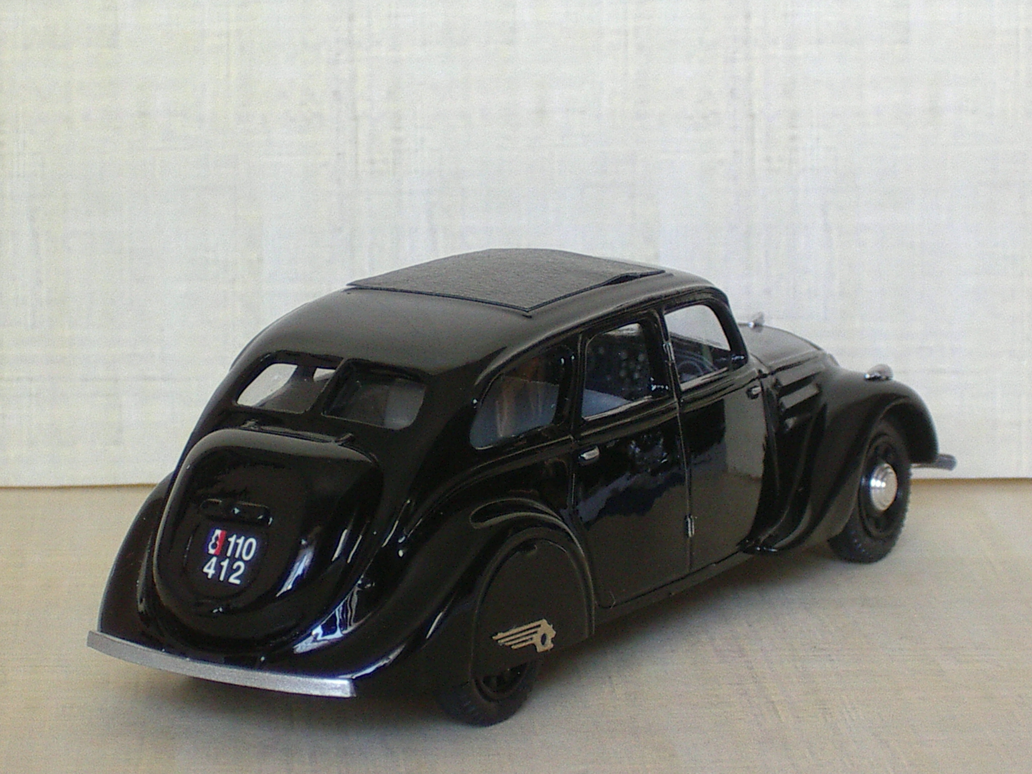 Peugeot 402 B