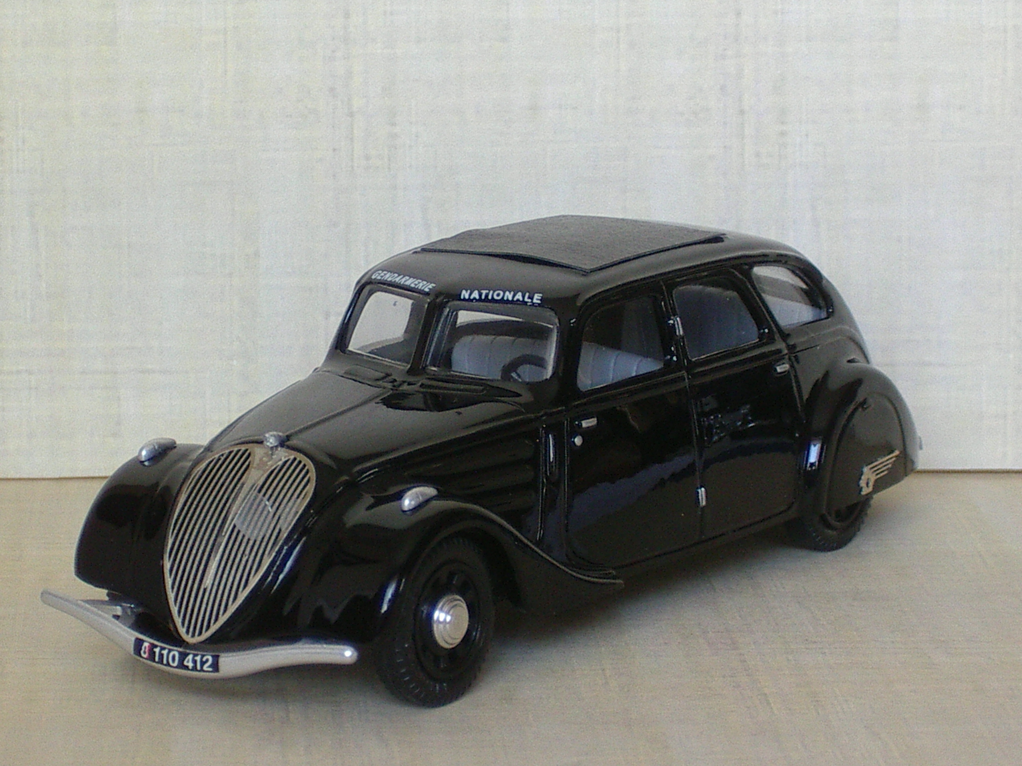 Peugeot 402 B