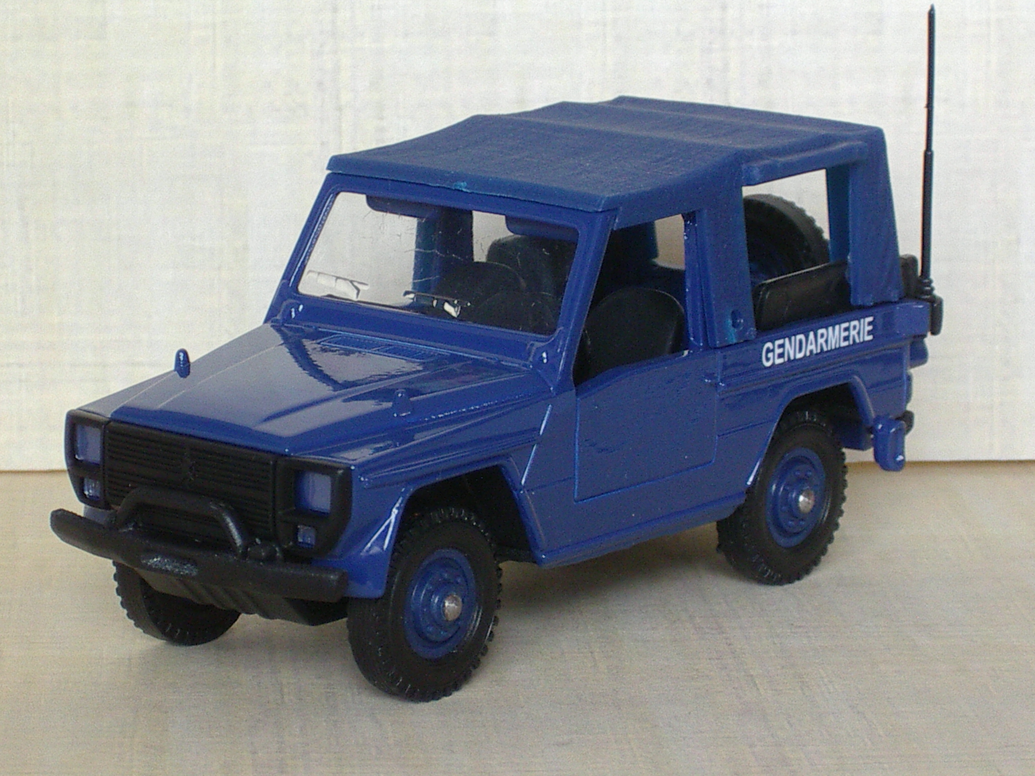peugeot P4