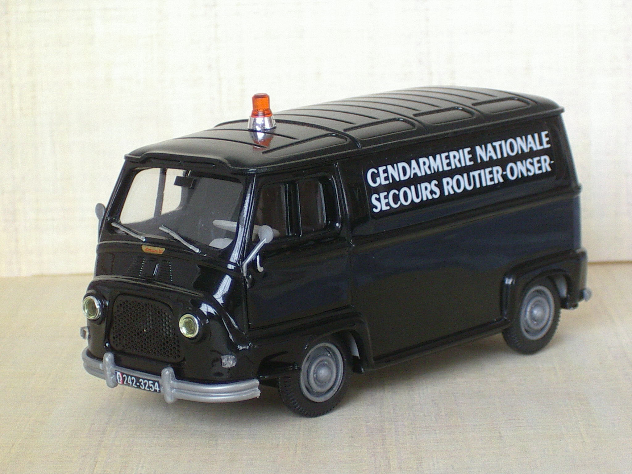 Renault estafette secours routier